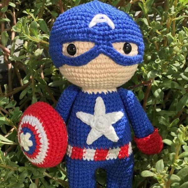 Duchi Crochet Superhero
