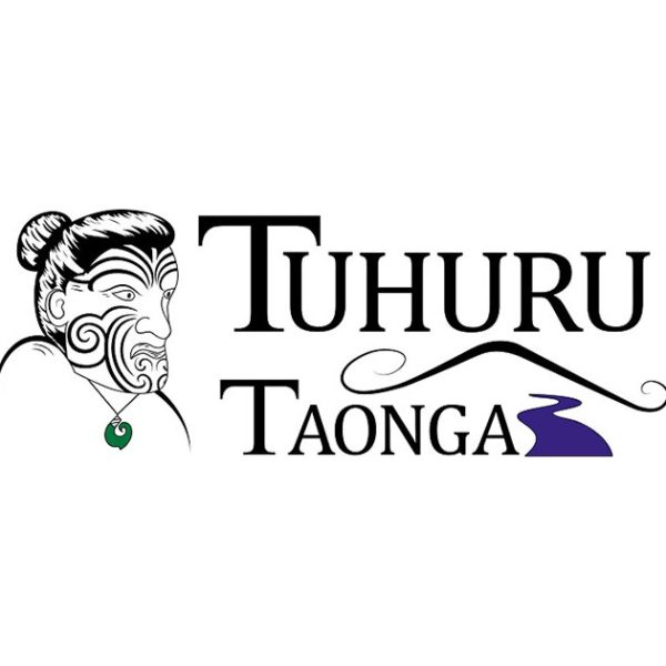 tuhura taonga