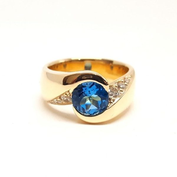 Jewlz Handmade Jewellery gold ring with blue crystal